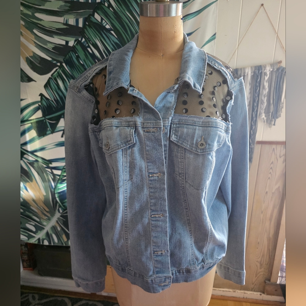 "Just A Phase" Custom Upcyled Moon Phase Jean Jacket Sz 2x - Picture 3 of 10